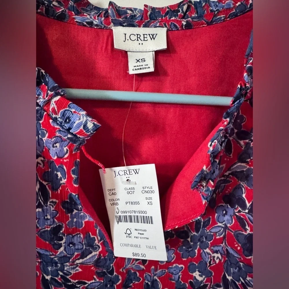 NWT J. Crew Women's Top - Red and Blue Floral Short Sleeve Size XS